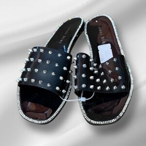 Gianni Bini Black‎ Spiked Slides nwt